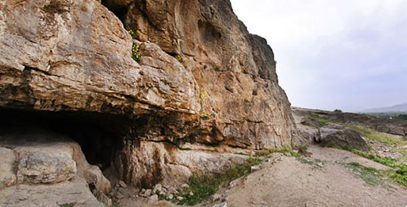 غار مرآفتاب محوطه تاریخی بیستون